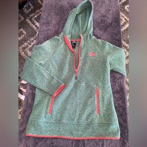The North Face Women's Green and Red Pullover Sweater